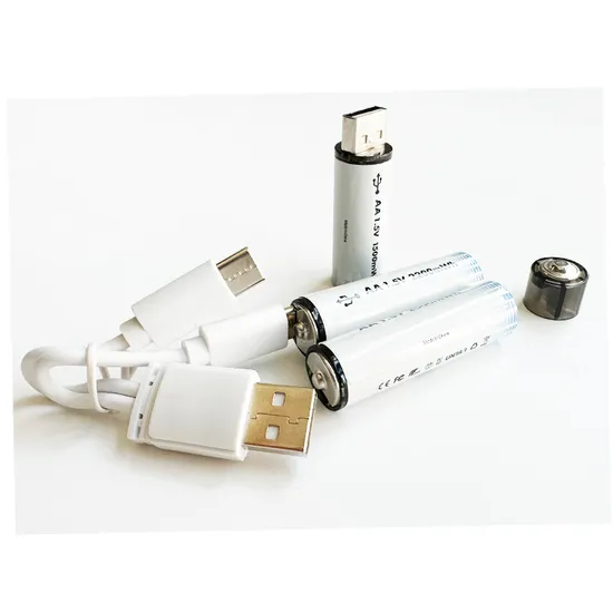 Wholesaler USB Battery Quick Charge Rechargeable Battery for Lighting 